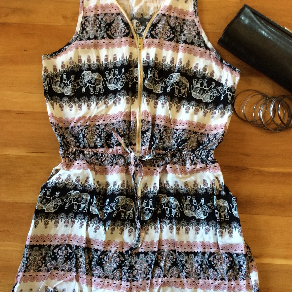 NWT Rue21 romper - Picture 3 of 5